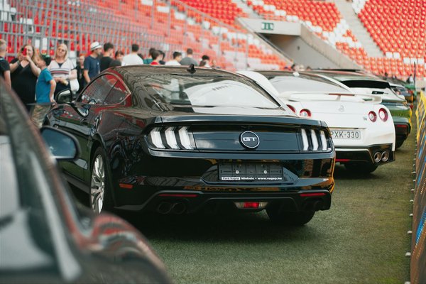 Top Strategies for Maximizing Cabin Comfort and Minimizing Driver Fatigue on Long Road Trips